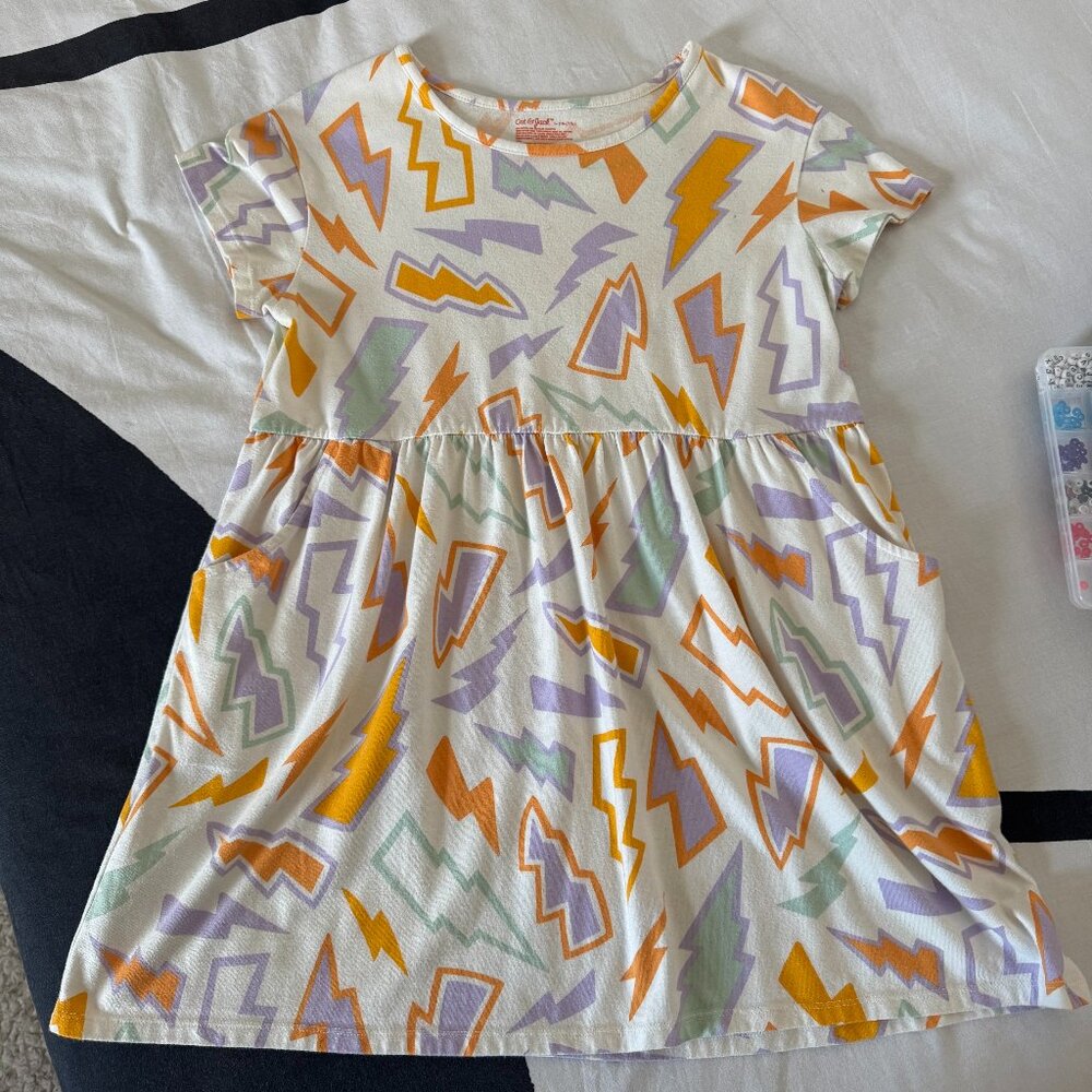 Like New Cat & Jack Kids Girl's Graphic Printed Dress, White Bolt Print Sz L+ - Picture 2 of 6